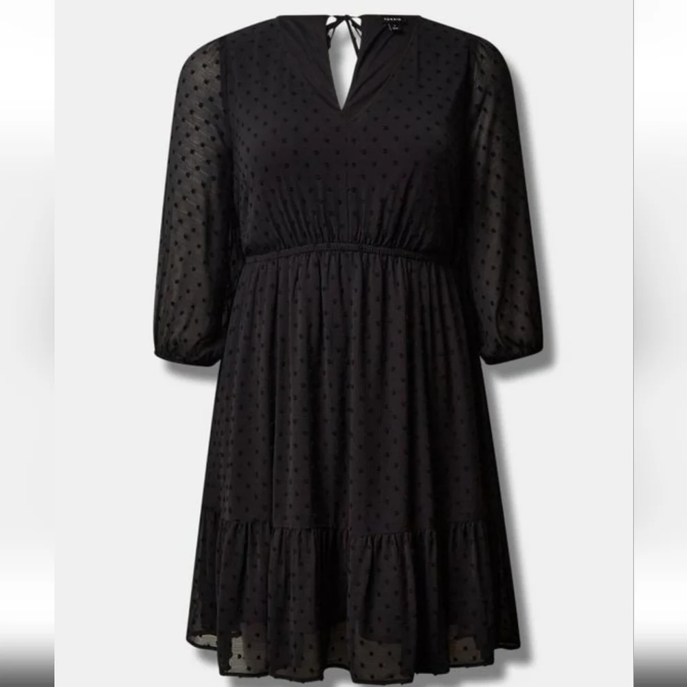 Torrid Black Clip Dot Mini Dress, NWOT, Size 1X - Picture 1 of 7